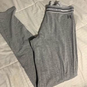 Victoria’s Secret legging